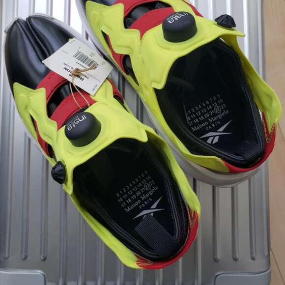 Maison Margiela x Reebok InstaPump Fury Tabi Chunky Sneakers Size 9 - Picture 2 of 9